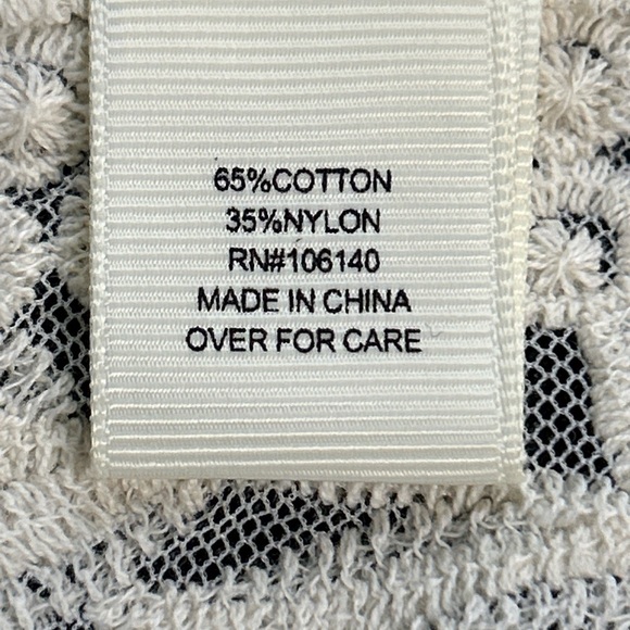 ULTRA PINK Ivory Sheer Lace Mesh Top Women’s Medium Floral Romantic  Dainty Y2K - Picture 14 of 16